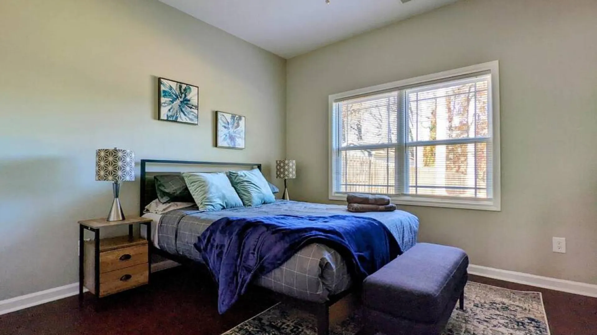 Spacious Family Friendly Home With Large Fenced In Yard Charlotte Holiday home