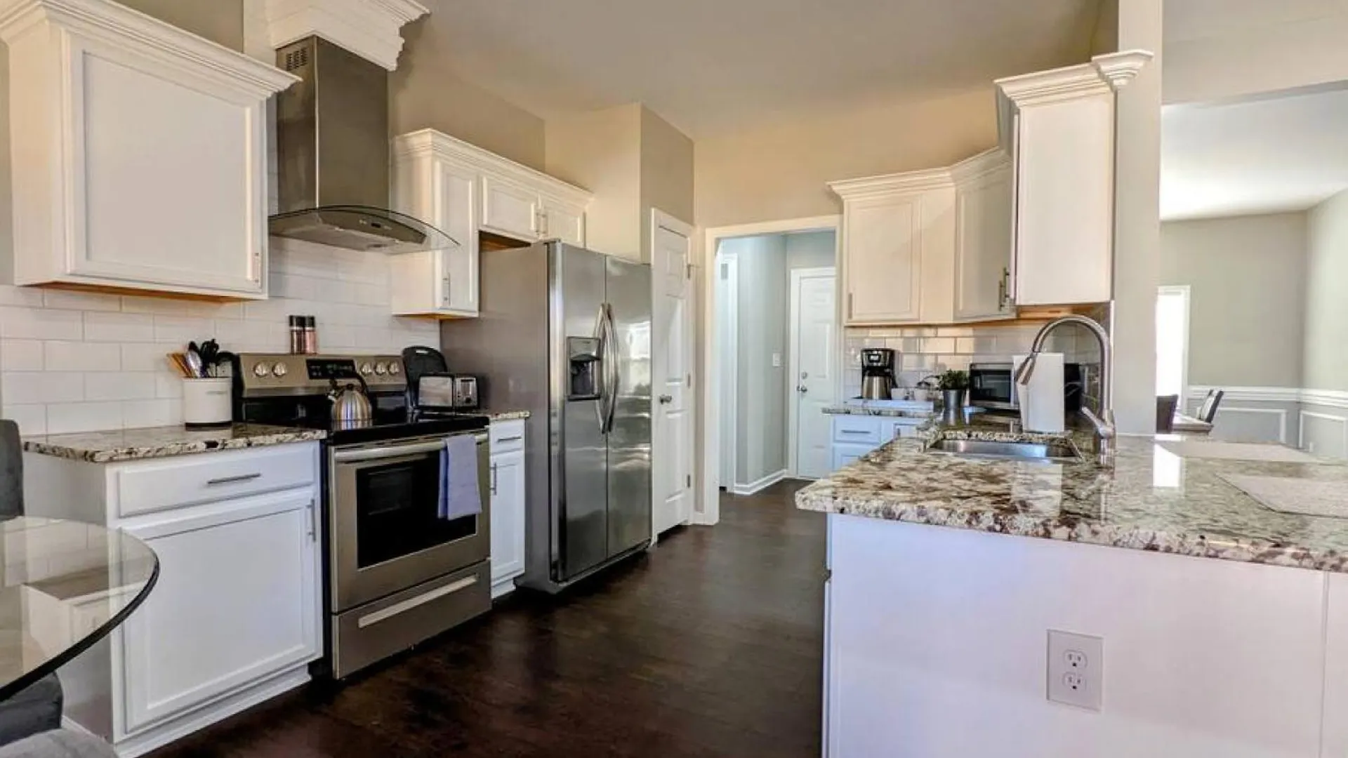 Spacious Family Friendly Home With Large Fenced In Yard Charlotte 0*,  United States